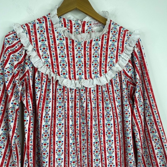 LANZ of Salzburg Flannel Nightgown Girls L Trulean Hearts Lace Trim Holiday Xmas - Picture 3 of 10